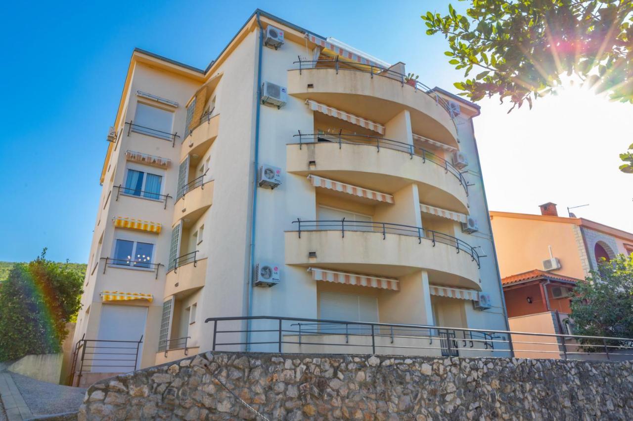 Apartman Rima Dramalj Ngoại thất bức ảnh
