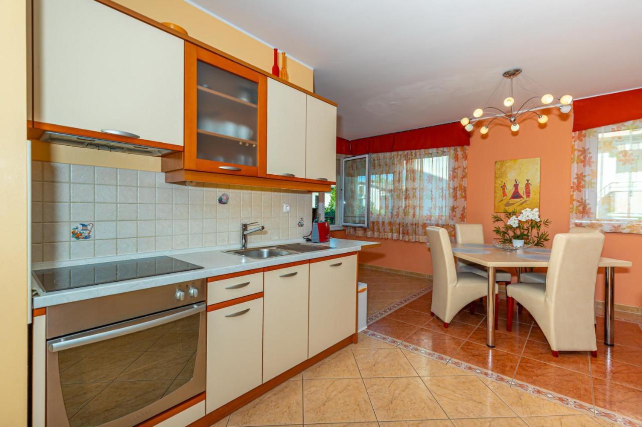 Apartman Rima Dramalj Ngoại thất bức ảnh